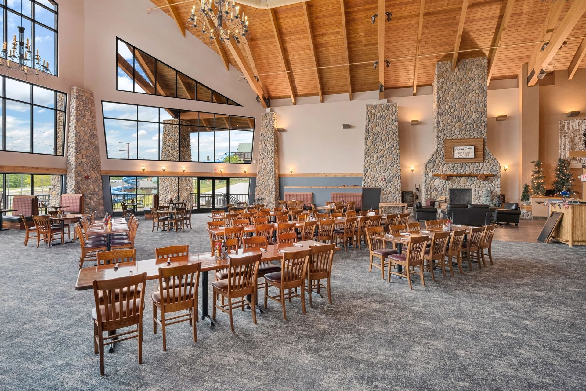 Resort restaurant and great room
