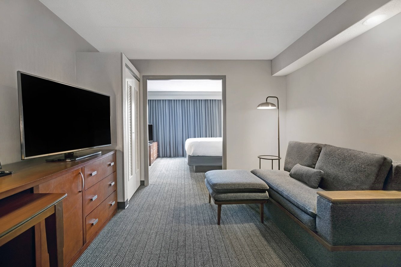 Courtyard Elmhurst one bedroom suite