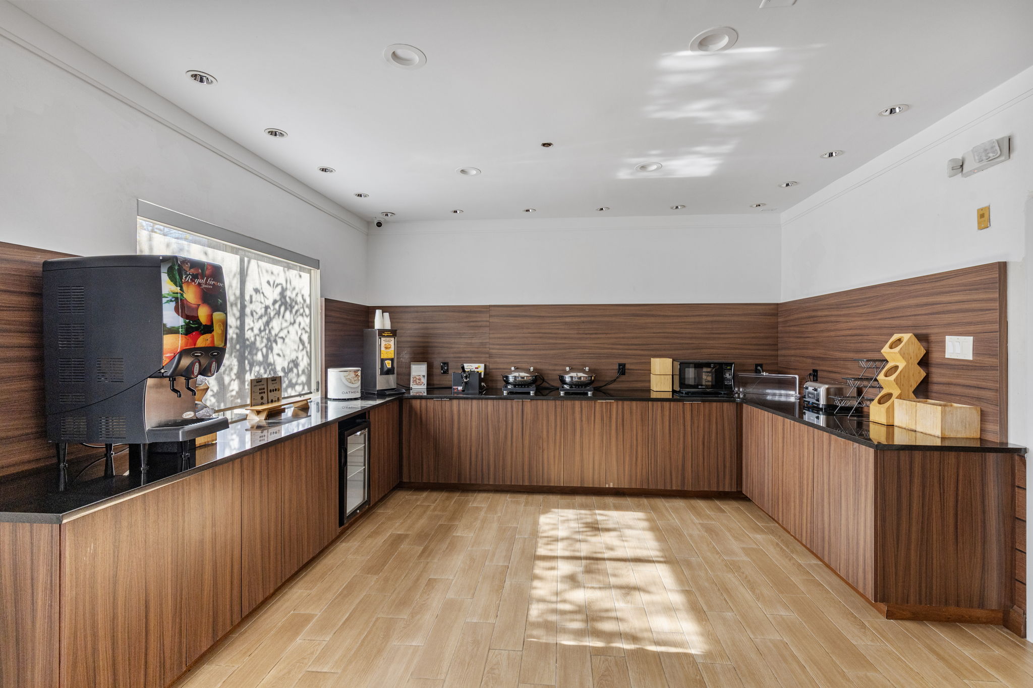 deal gallery image