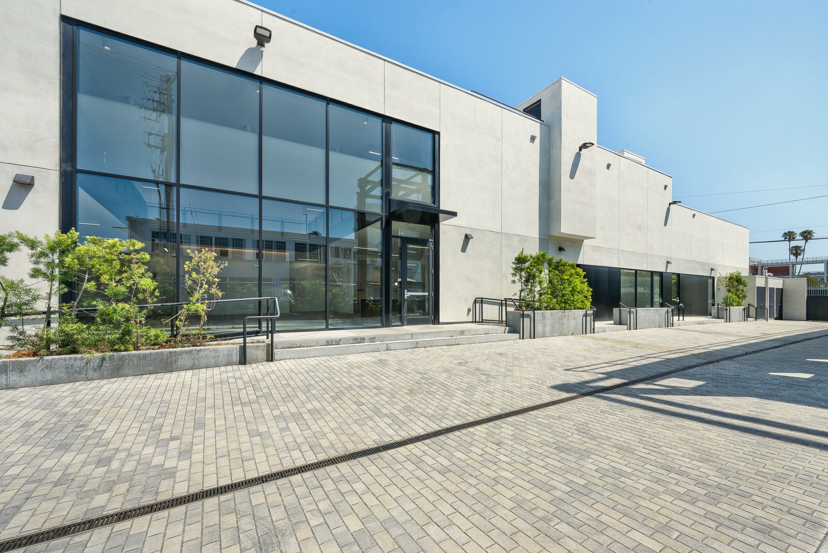 deal investment highlights