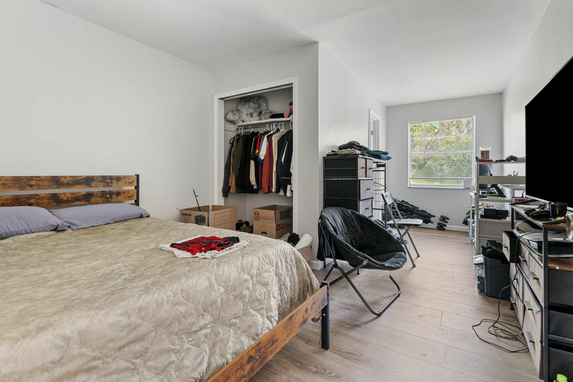 deal gallery image