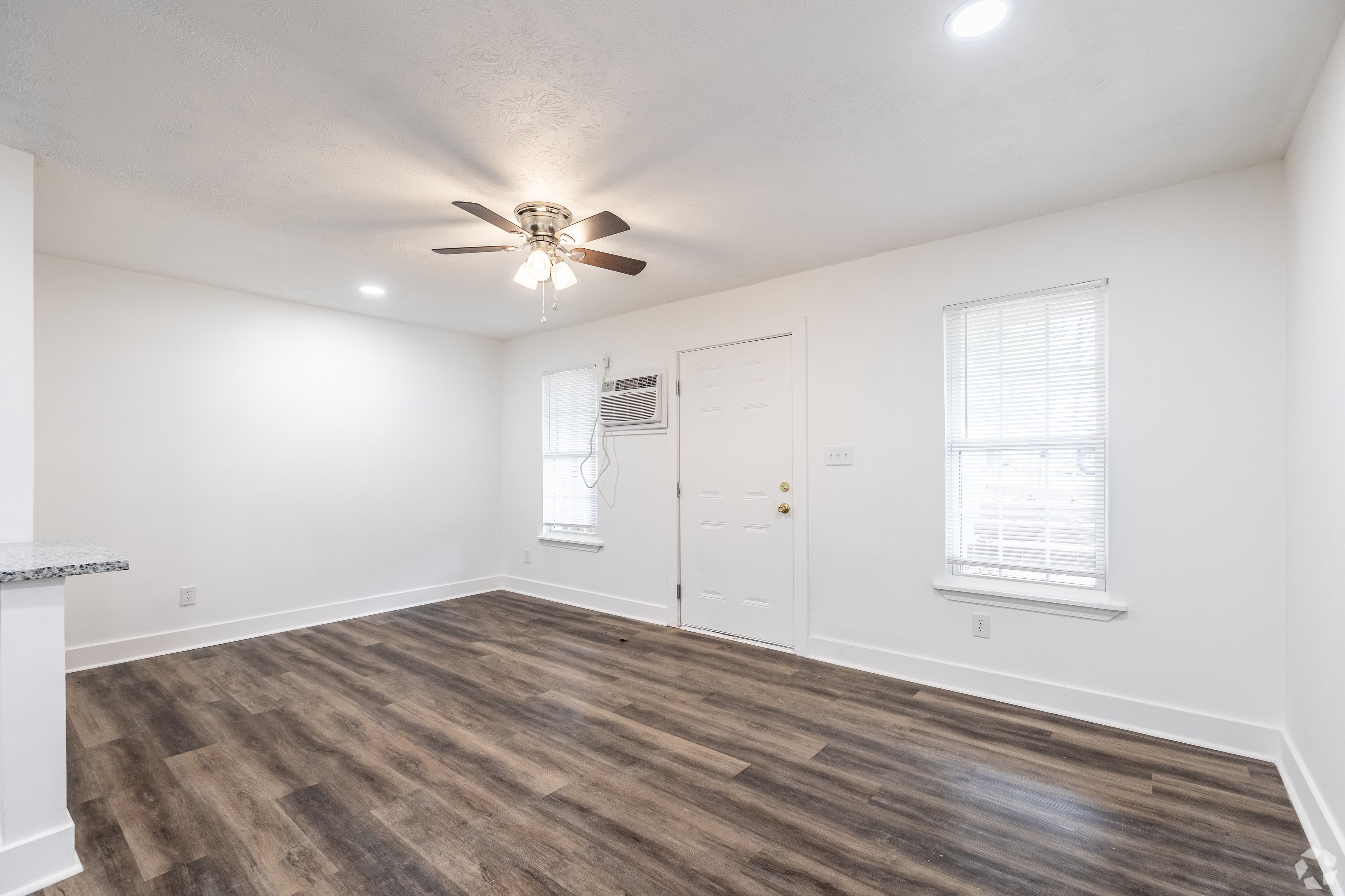 deal gallery image