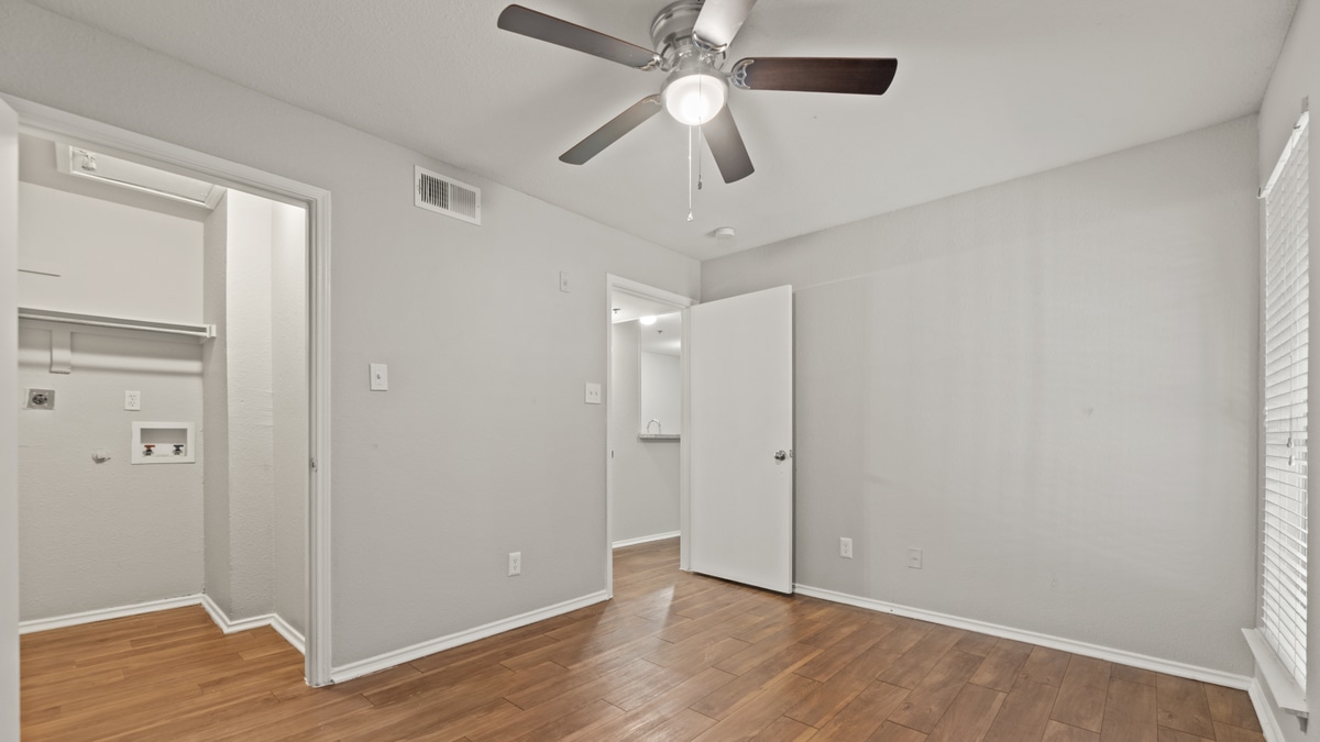 deal gallery image