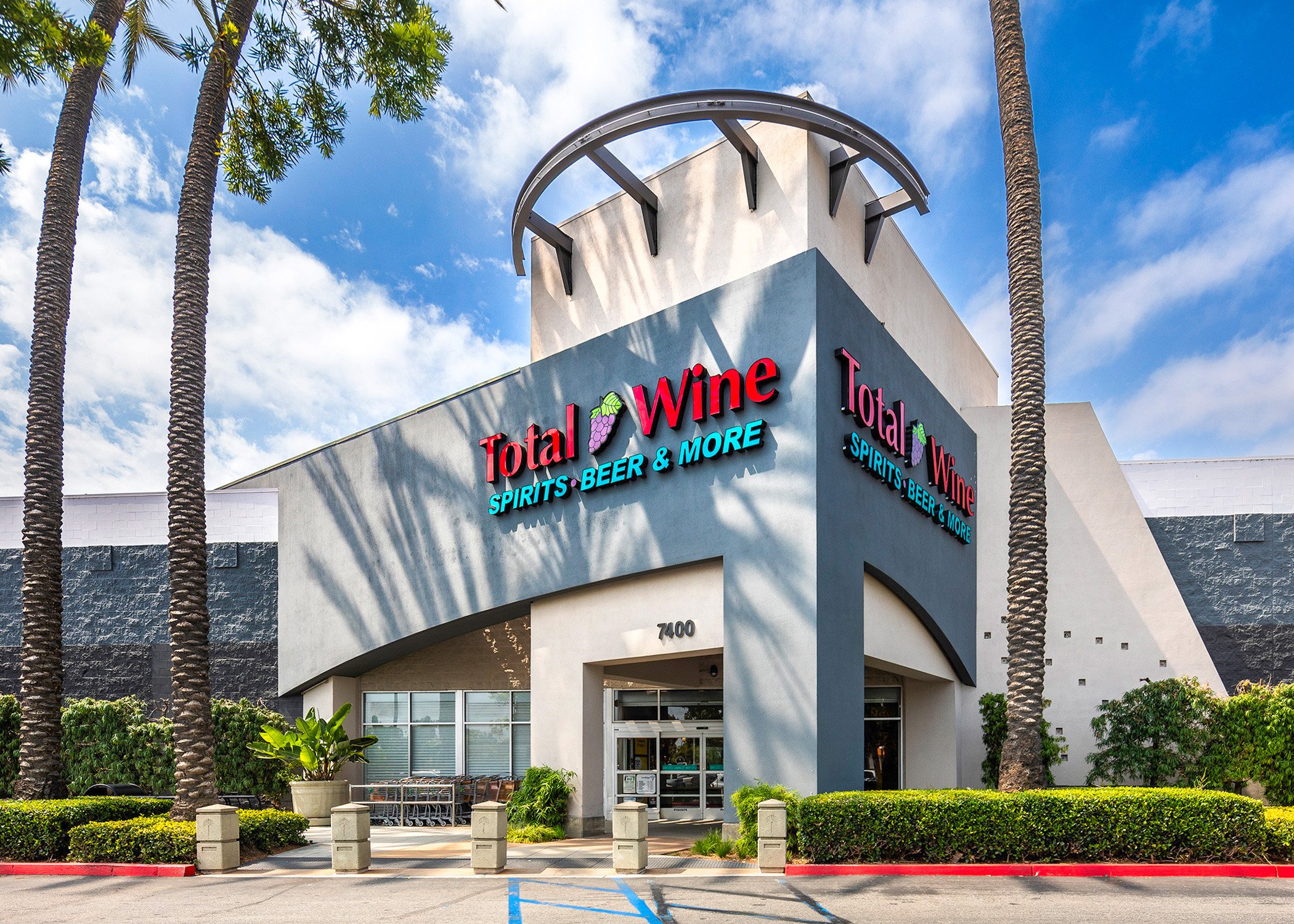 Long Beach Towne Center | Revere