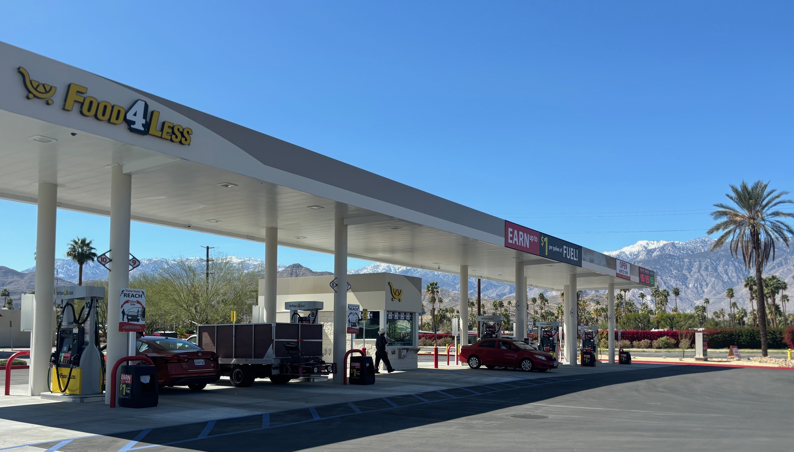 Food 4 Less (Kroger) Fuel Station | Revere
