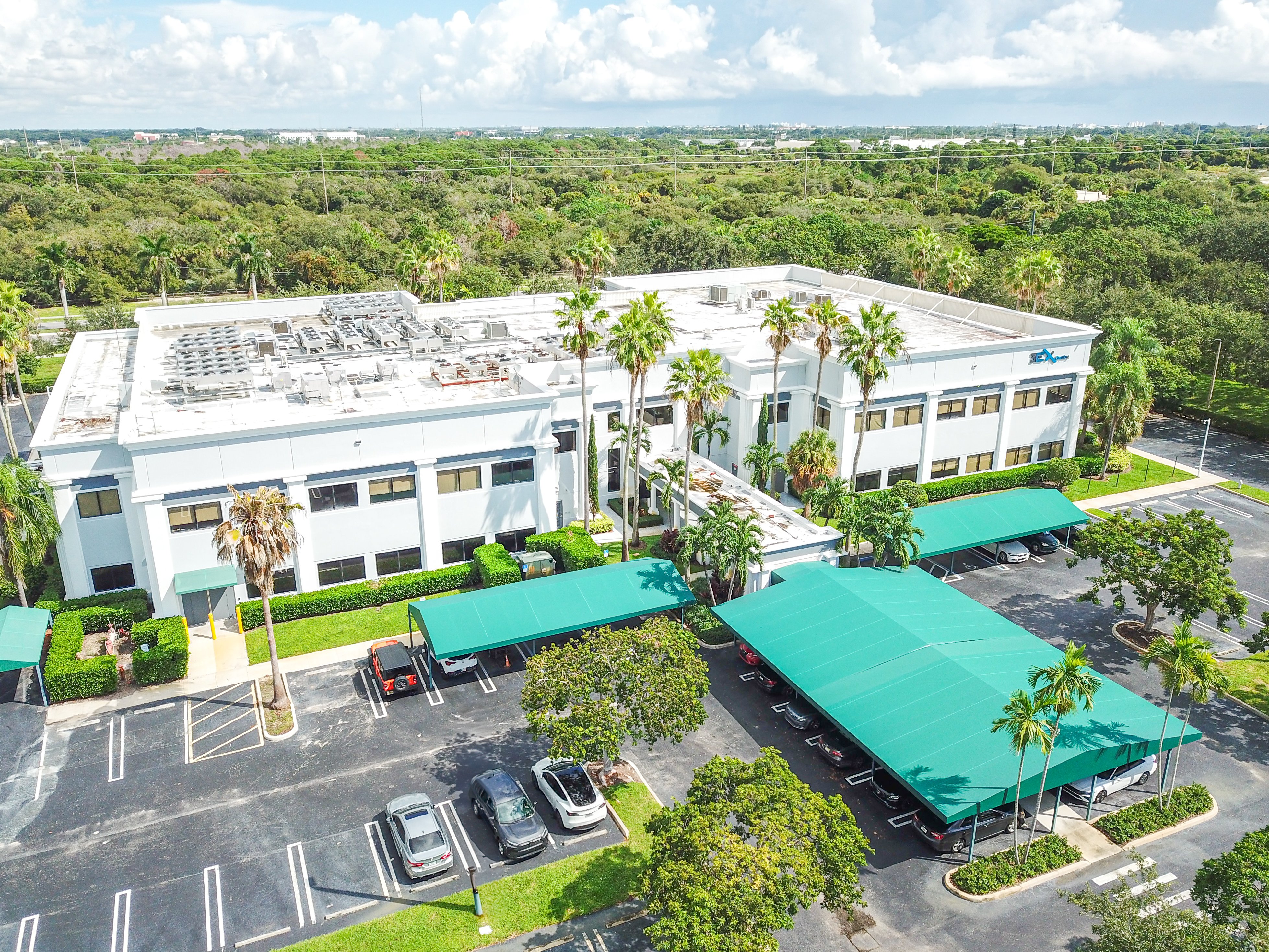 3EX Hosting Data Center | Data Room | Revere