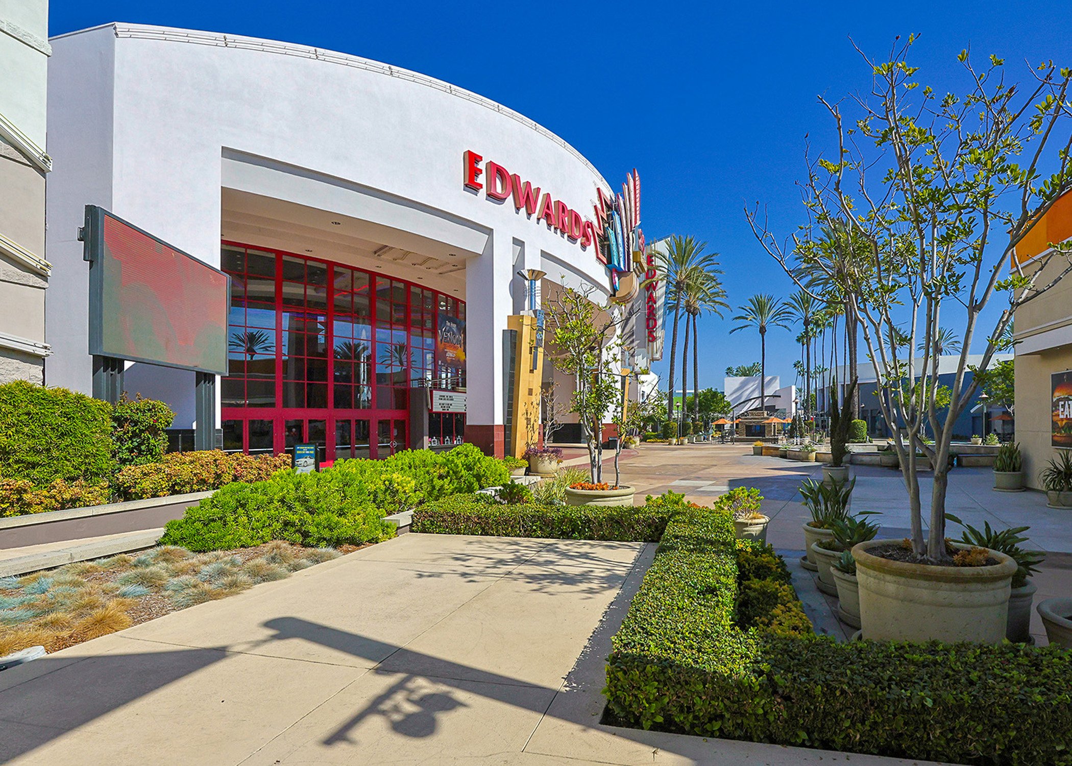 Long Beach Towne Center | Revere